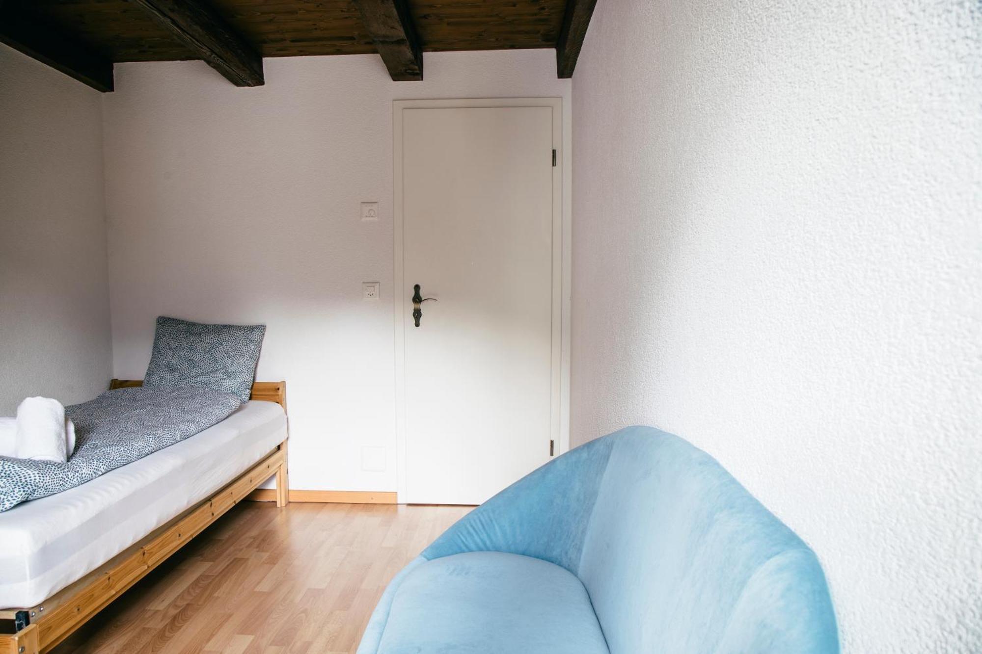 Nimbuzzz Apartments Unterseen Pokoj fotografie