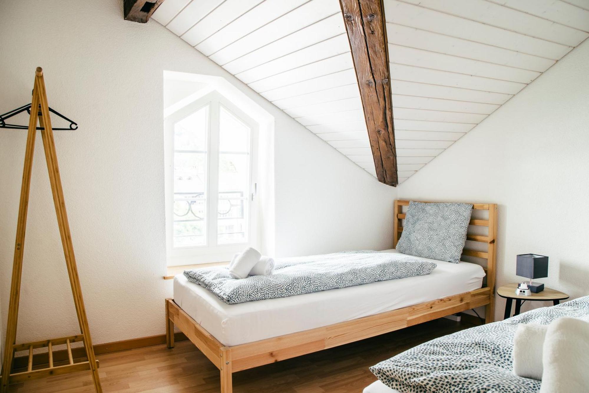 Nimbuzzz Apartments Unterseen Pokoj fotografie