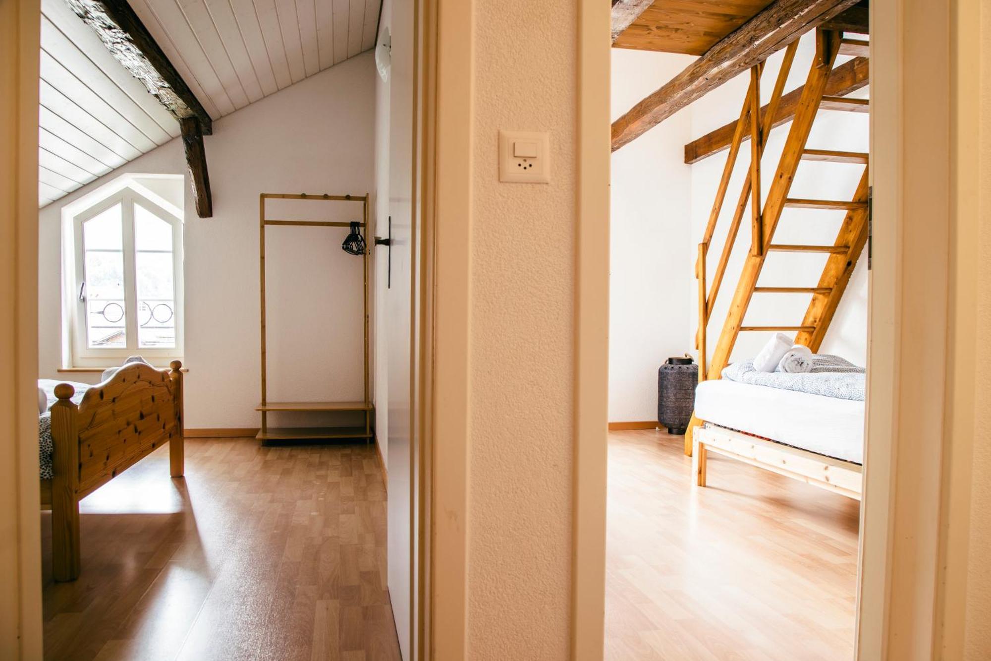 Nimbuzzz Apartments Unterseen Pokoj fotografie